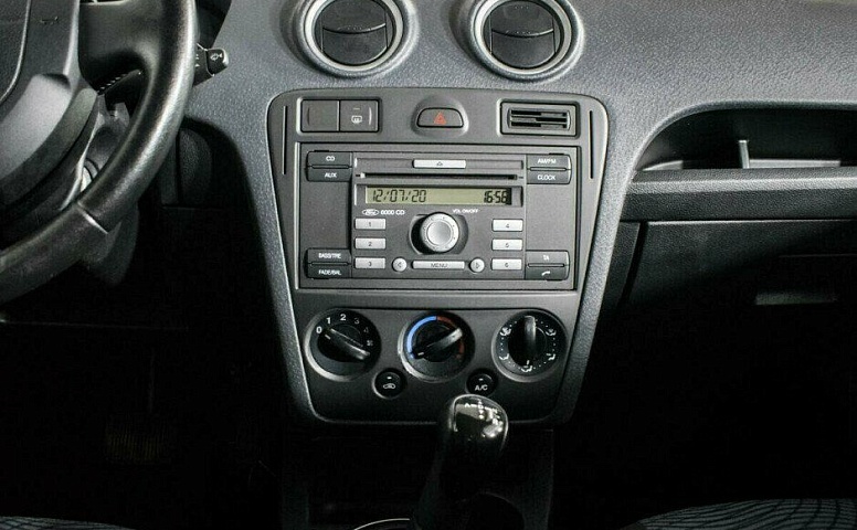 Ford Fusion 1.4 Робот