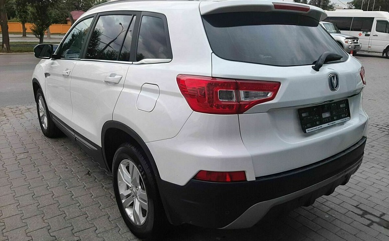 Changan cs75