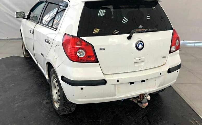 Geely MK_CROSS 1.5 MT (94 л.с.)