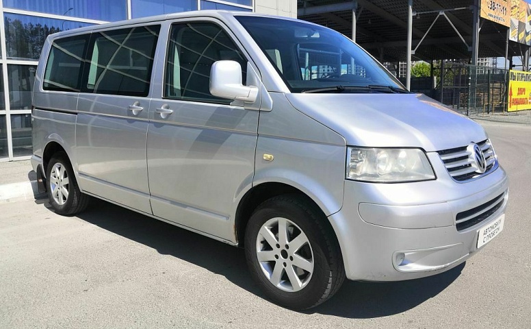 Volkswagen Multivan 2.5d MT (131 л.с.)