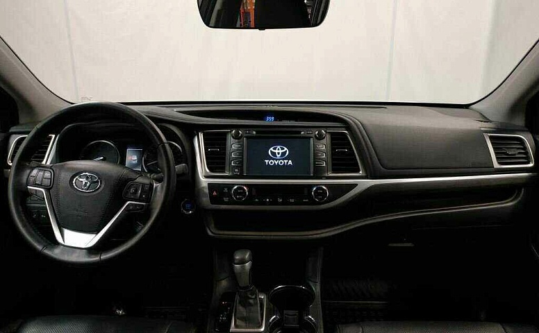 Toyota highlander iii