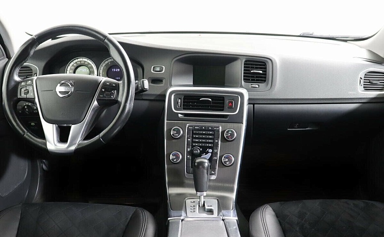 Volvo S60 II