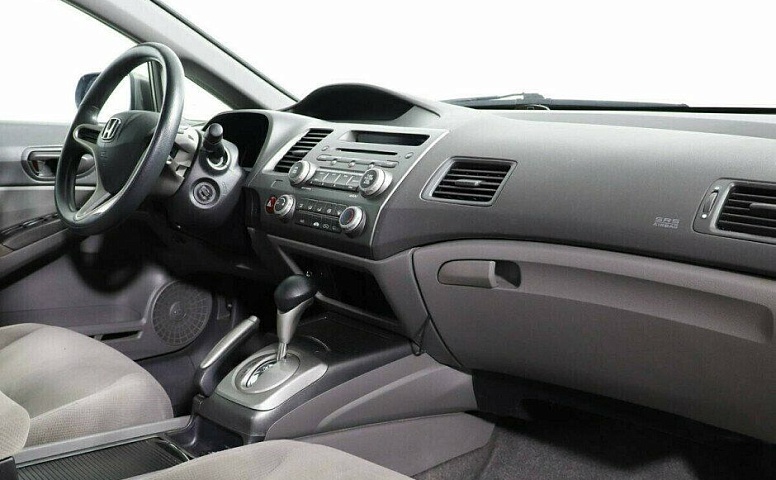 Honda Civic 1.8 Автомат